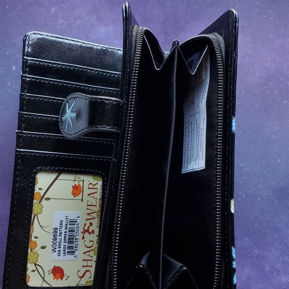 NWT Summer Seashells Wallet - Black Vegan Leather - Picture 3 of 7
